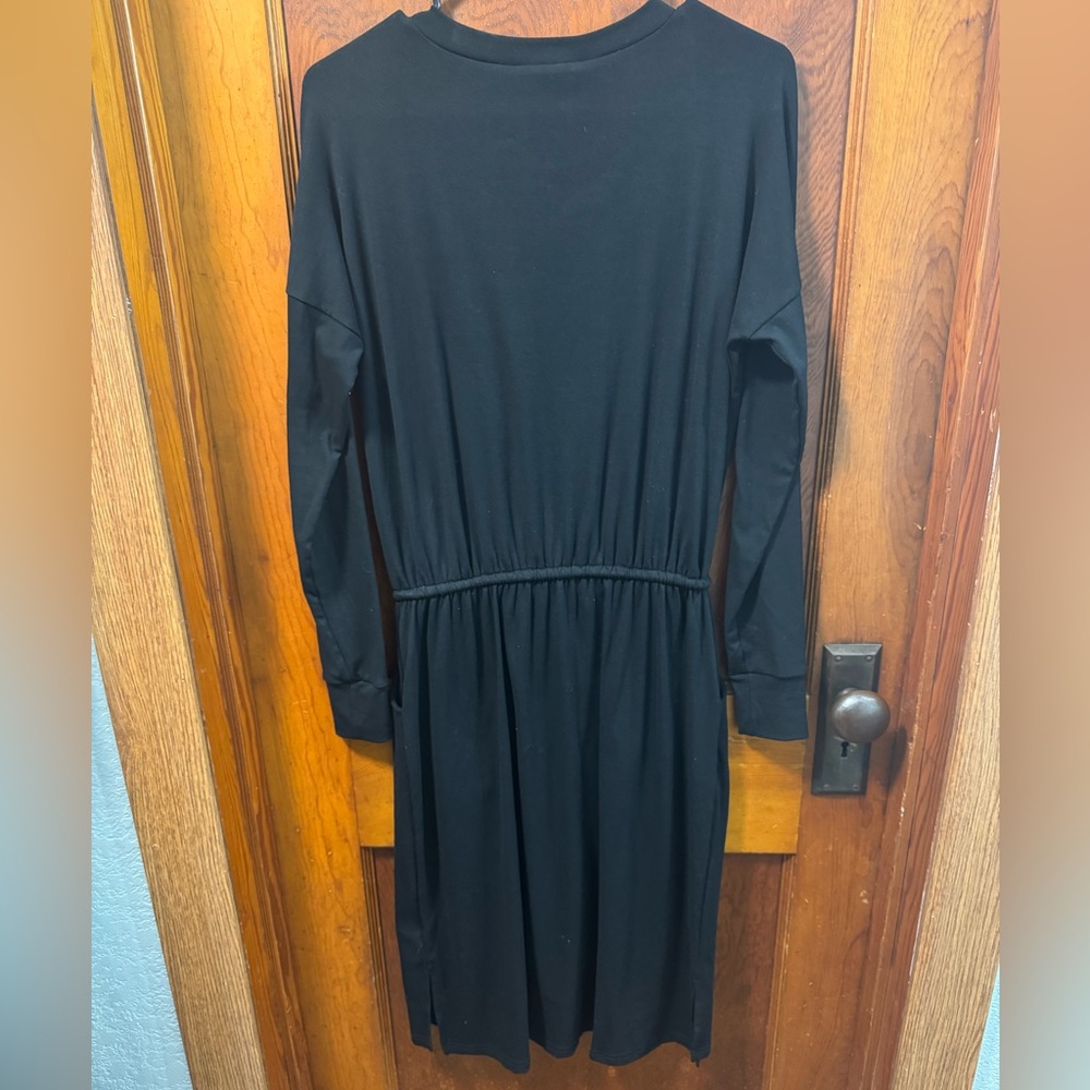 🆕Black Long Sleeve Dress - Picture 6 of 7